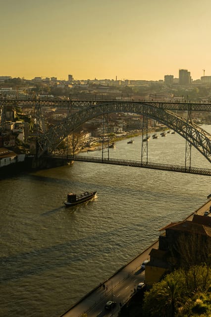 Porto: Sunset Walking Tour with Port Wine Tasting - Walking through Porto’s historic quarters