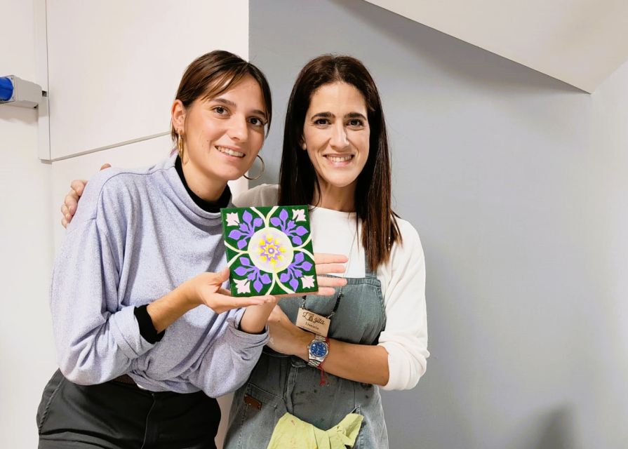 Porto: Tile Painting and Cocktails in Downtown Porto - Why this tile workshop works so well in Porto