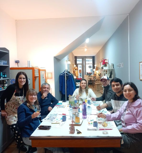 Porto: Tile Painting and Cocktails in Downtown Porto - Starting with the story of the azulejo