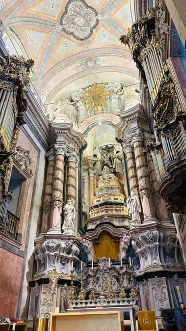 Porto to Gaia Experience: City Walk and Wine Cellars - Convento de Corpus Christi and the wine cellar