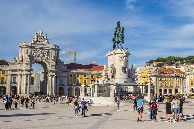 Porto to Lisbon with stop Aveiro-Fátima-Coimbra-Tomar-Nazaré-Óbidos - Óbidos: the stop worth protecting
