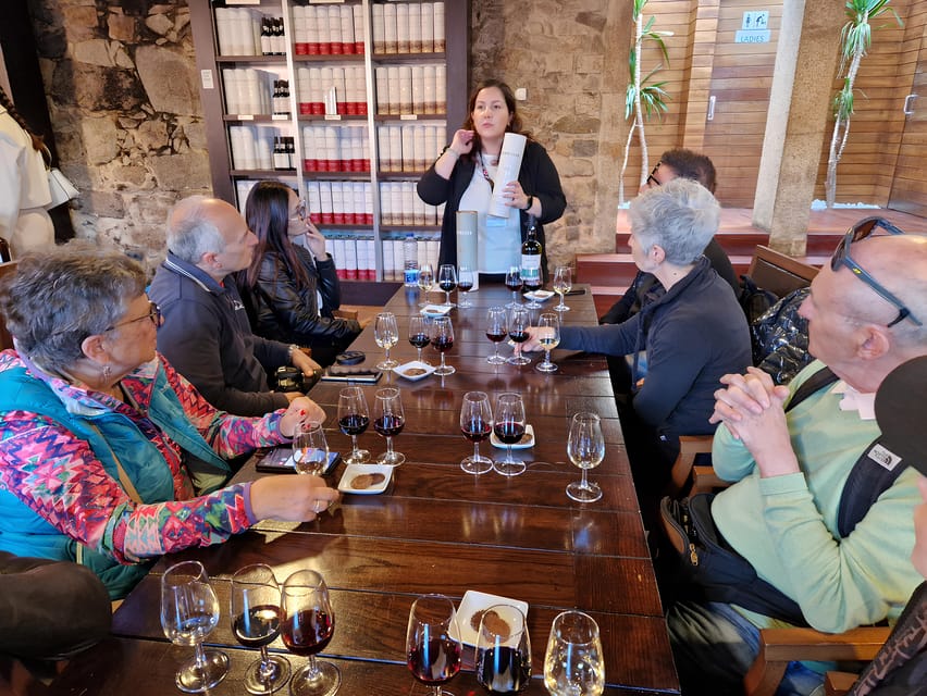 Porto tour with Port Wine tasting in a hidden wine cellar! - Livraria Lello and Clérigos: popular sights, limited time