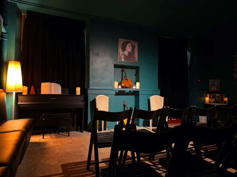 Porto: Traditional Fado Show at Sao Bento with Port Wine - Should you book this Fado experience?