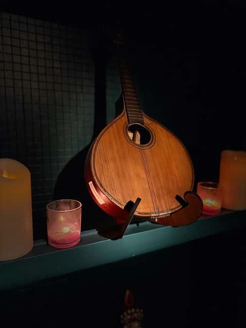 Porto: Traditional Fado Show at Sao Bento with Port Wine - Getting the most from your visit