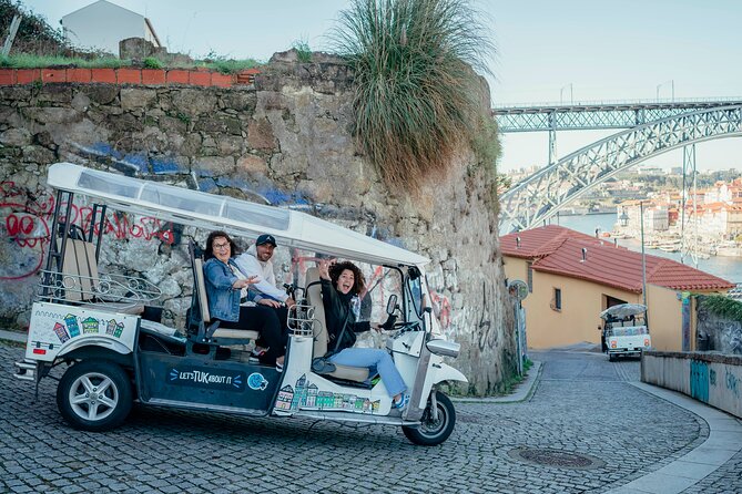 Porto Tuk Tuk: Clérigos, Seaside & Viewpoints - with Options - Palácio da Bolsa and the architecture of Porto’s center