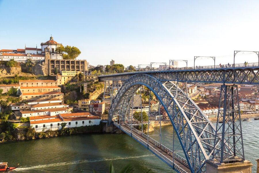 Porto: Tuk-Tuk Tour, Douro River Cruise, and Wine Tasting - Who should book this Porto combination tour?