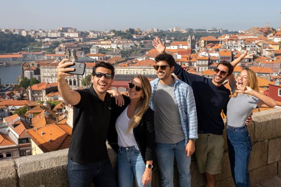 Porto: Walking Tour, Lello Bookshop, Boat and Cable Car - Key points to know before booking