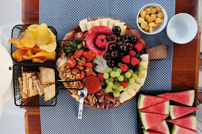 Porto: Wine and cheese tasting on a sailboat on the Douro River - Wine, Port, and what you will taste