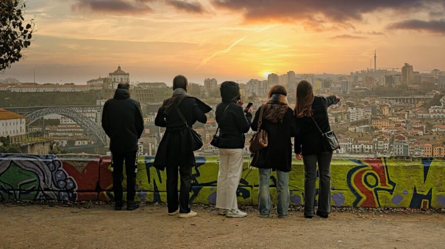 Porto: Wine Tour & One Hour Fado Show | All Included - Starting at Porto’s Lion Fountain