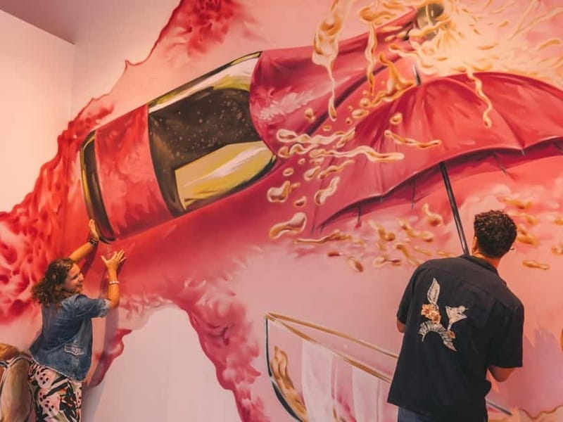 Porto: WOW Pink Palace Entry Ticket & Tasting - Eleven rooms built for photos and fun