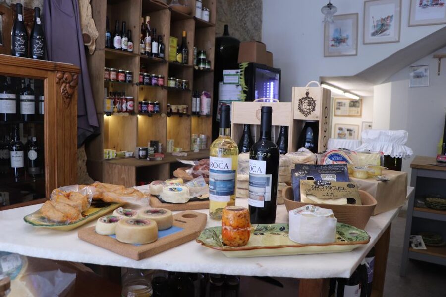Portuguese Wine Tasting w Local Cheese & Cold Cuts pairing - Why the off-the-beaten-path setting matters