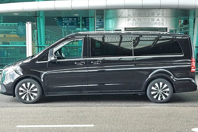 Private Airport Transfer from the Airport to Porto - Arriving in Porto without the usual airport scramble