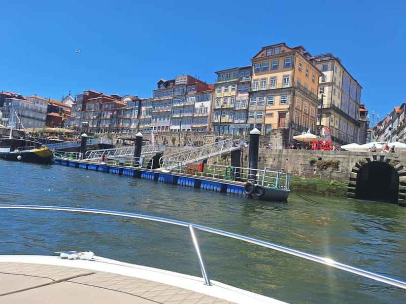 Private Boat Tour in Porto with Portuguese Tapas Option - What is included on board