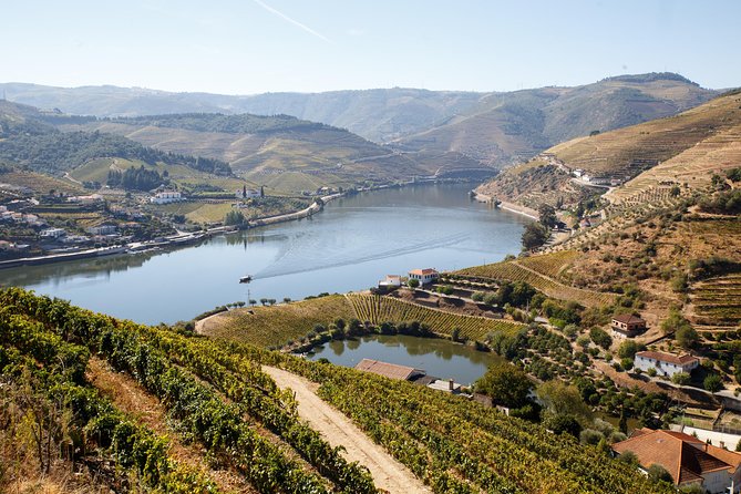 Private Douro 4x4 Adventure from Porto with Deluxe Pic nic - Why this private Douro day works so well
