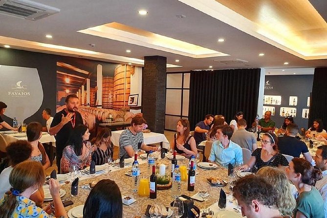 Private Douro Valley Wine Tour: 2 Wine Estates, Lunch and Cruise - What the guides add to the day
