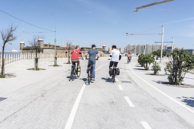 Private e-Bike Tour in Porto – Explore Riverside, Beaches & Parks - Miragaia and the old customs waterfront