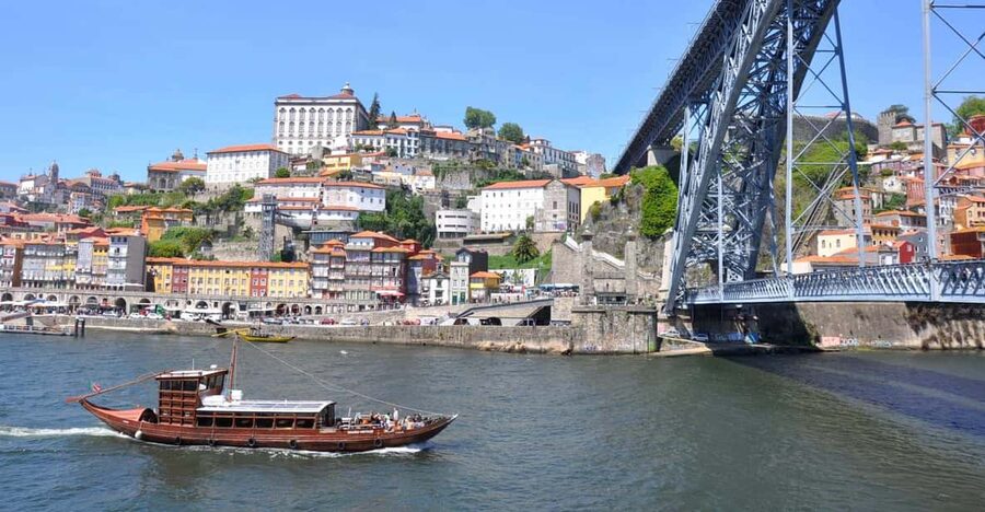 Private Walking Tour, highlights and secrets of Porto - What the private format is worth