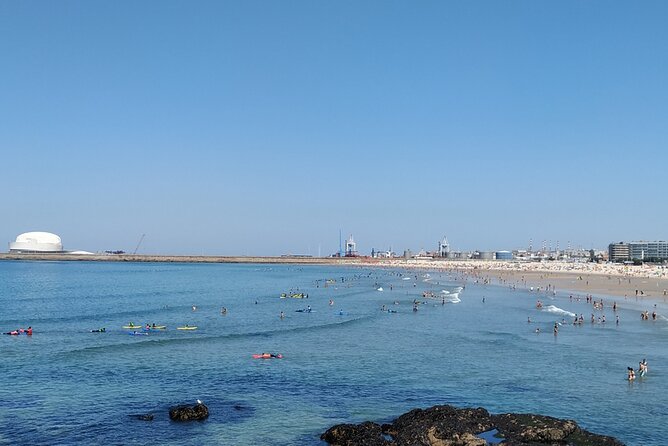 Ride through romantic Foz in an eco-friendly car - Along Avenida do Brasil to Matosinhos Beach