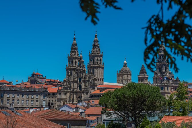 Santiago and Valença do Minho Full Day Private Tour - Leaving Porto for Galicia