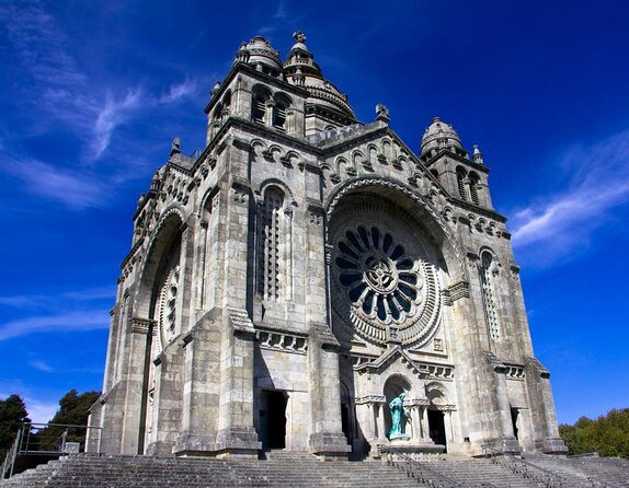 Santiago de Compostela & Viana do Castelo from Porto - Key points to know before booking