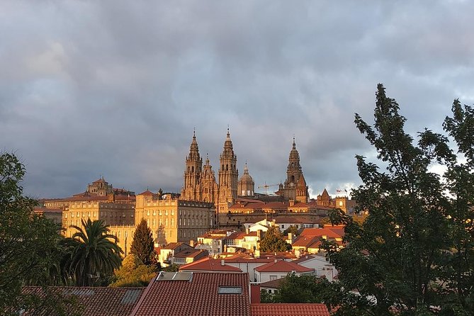 Santiago de Compostela & Viana do Castelo from Porto - What the guides add to the journey