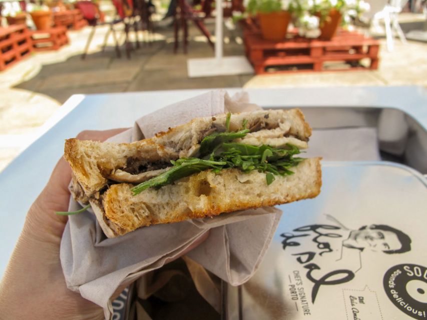 Self-Guided Bike to Surf"N"Food Pack - One day, two very different Porto experiences