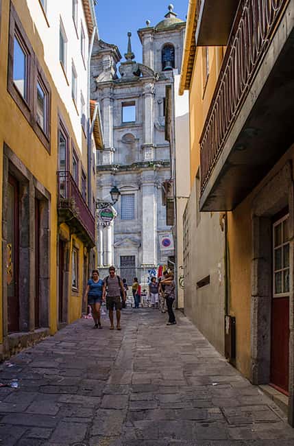 The Beautiful Story of Porto: Guided Tour with Entry Tickets - Why this Porto walking tour works
