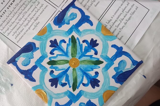 Tile Painting and Cocktails in Downtown Porto - Choosing a design, from classic patterns to bridge scenes