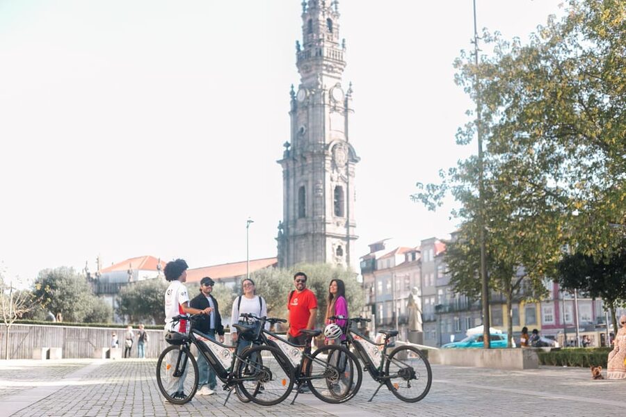 Tour Porto: Adventure in Electric Bike Tour - Gaia or the ocean: choosing the better ride