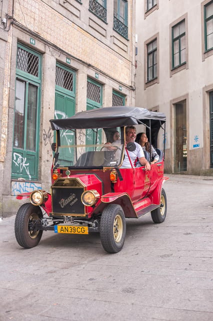 Tour Porto: Classic Adventure in Electric Tuk Tuk - How much time should you book?