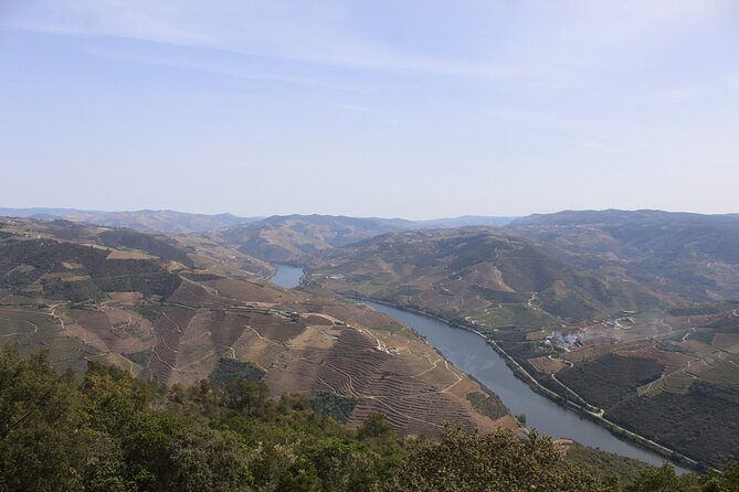 Tour the Douro wine region, and discover the fantastic landscape - Roads, comfort, and the real tradeoff