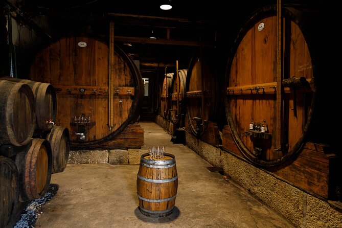 VALE DOURO, Premium Wine Tour, Wine Lunch, Private Boat - The farm lunch is the day’s big meal