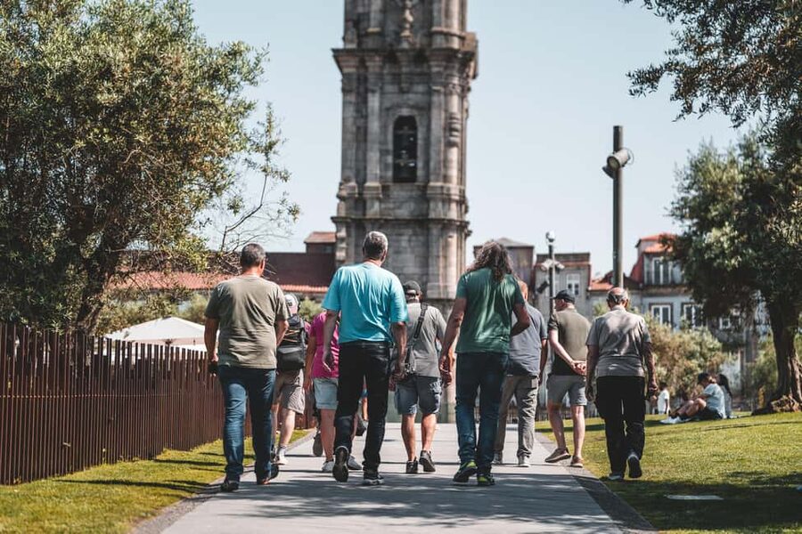 Walking tour discover Porto's center in German (max. 12 pax) - Starting at Almeida Garrett and Porto City Hall