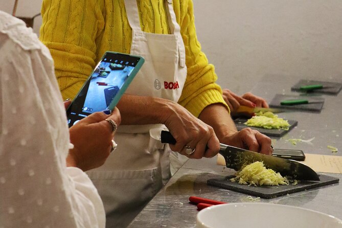 Workshop Cook & Taste Portugal in Porto - Key points about the Porto cooking class